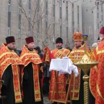 Молебен на месте будущего строительства храма.