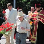Чтить и помнить героев войны.