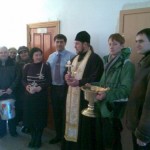 Православные священнослужители посетили предприятия и учреждения города в праздник Крещения Господня.