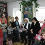 Воскресная школа подготовила праздничную программу.