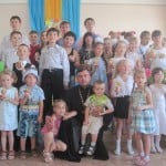 Священник принял участие в праздновании Дня матери.