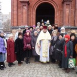 Социальное служение церкви:   Тех Мелитопольцев, кто не мог самостоятельно попасть на источник в день Крещения Господнего, привезли на маршрутках  