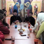 Мелитопольская «молодежка» провела беседу об околоцерковные учениях.