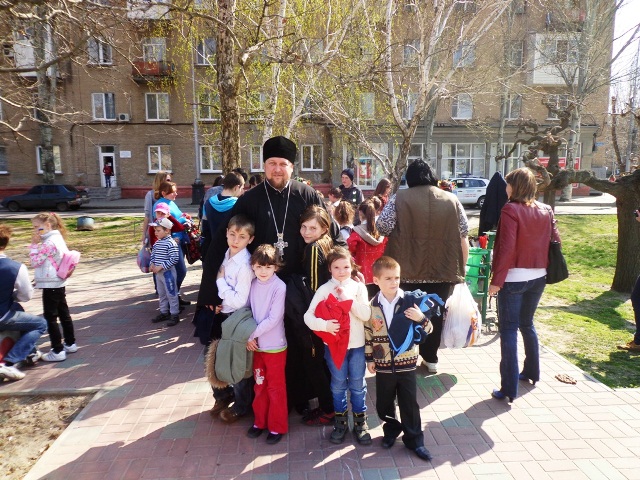 В МЕЛИТОПОЛЕ ПРОШЛА ВЫСТАВКА «ПИСАНКА МИРА» (13.04.2015)
