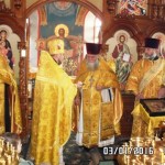 Священнослужители собора во имя св. блгв. князя Александра Невского поздравили протоиерея Леонида Сечина с 25-летием священнической хиротонии.