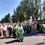 В Мелитополе состоялся традиционный Крестный ход в день Святого Духа.